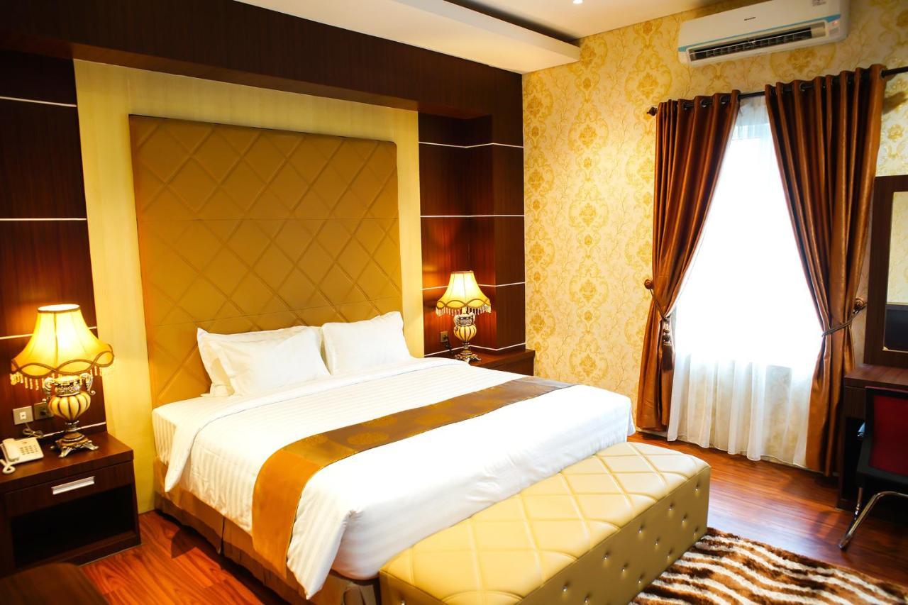 Singapore City Hotel Batu Bara Sungaibalai Εξωτερικό φωτογραφία
