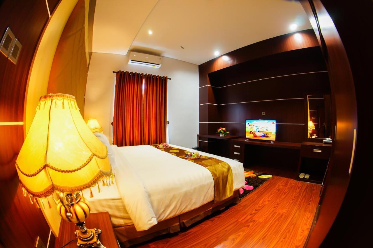 Singapore City Hotel Batu Bara Sungaibalai Εξωτερικό φωτογραφία
