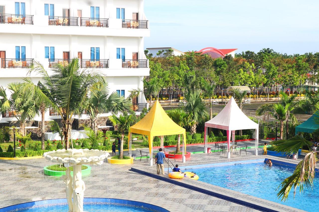 Singapore City Hotel Batu Bara Sungaibalai Εξωτερικό φωτογραφία